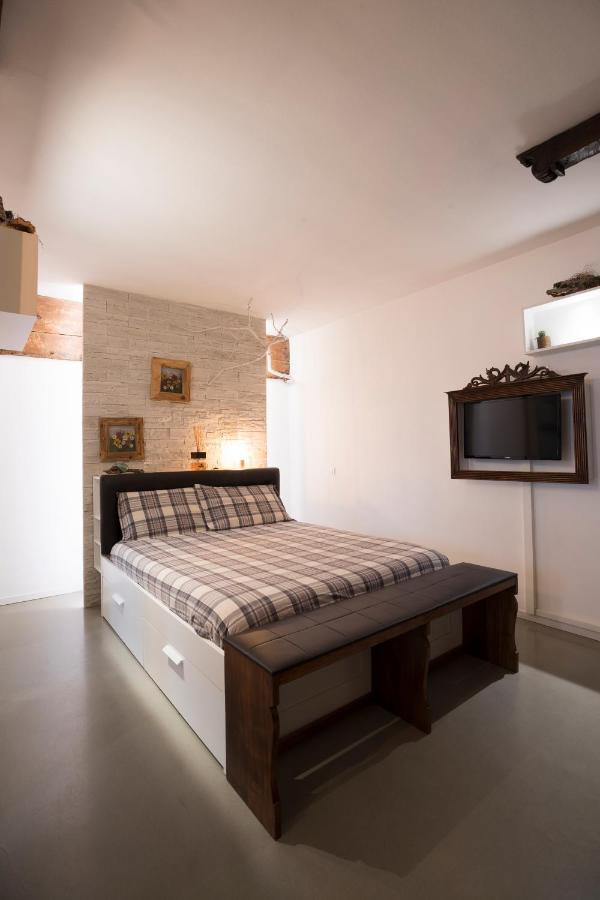Come Sentirsi A Casa Πιατσέντζα Εξωτερικό φωτογραφία